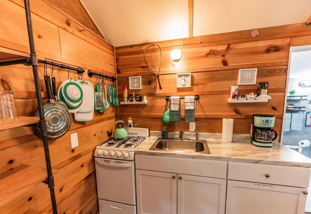 Big Blue Lake Cottages, Llc - Cottage #5 Holton Extérieur photo