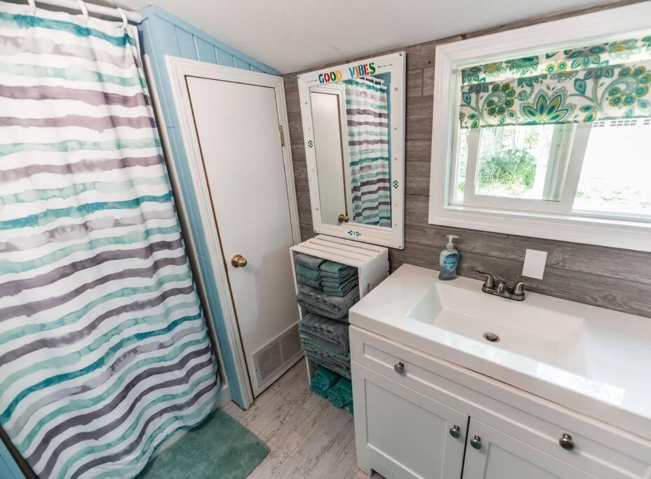 Big Blue Lake Cottages, Llc - Cottage #5 Holton Extérieur photo