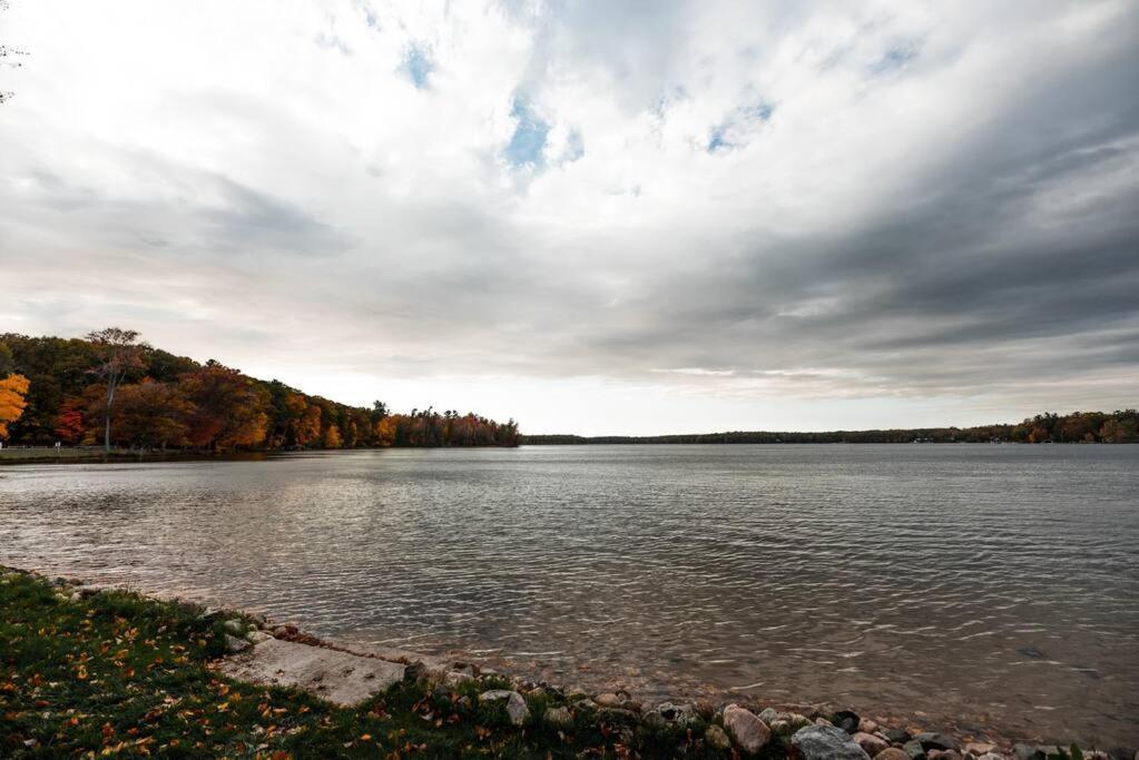 Big Blue Lake Cottages, Llc - Cottage #5 Holton Extérieur photo